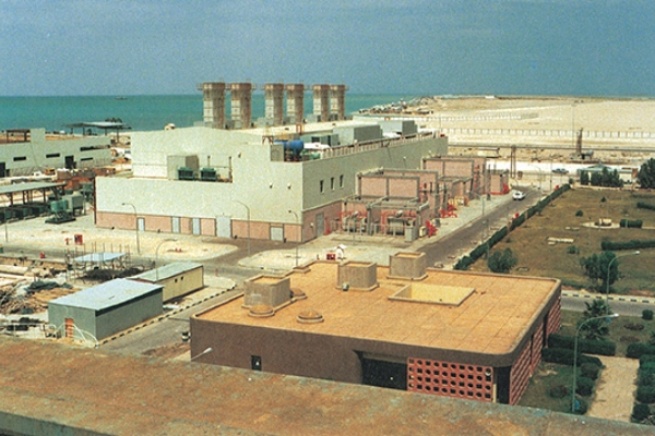 �N�E�F�[�g�E�d���� �h�[�n���d��100MW�K�X�^�[�r�� ���d�v�����g